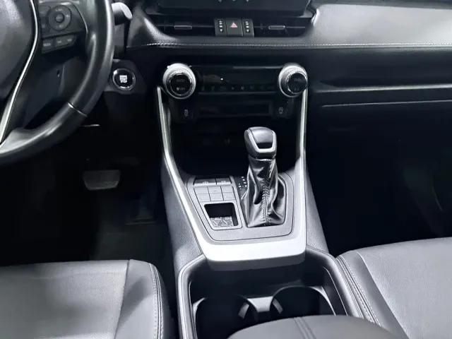 Toyota Wildlander — Фото автомобиля 13