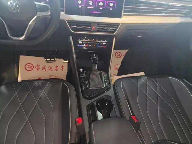 Volkswagen Tiguan L — Фото автомобиля 13