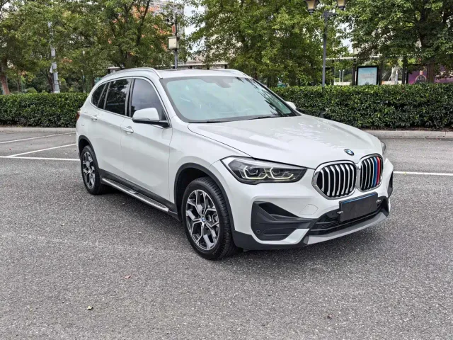 BMW X1 — Фото автомобиля 2