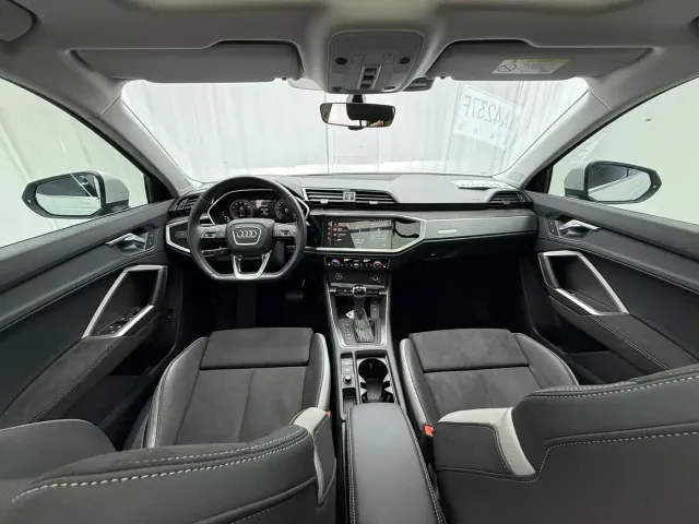 Audi Q3 — Фото автомобиля 9