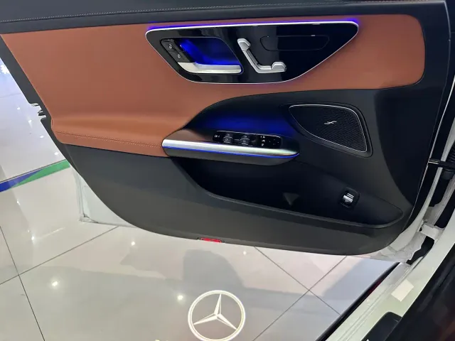 Mercedes-Benz C-Class — Фото автомобиля 12