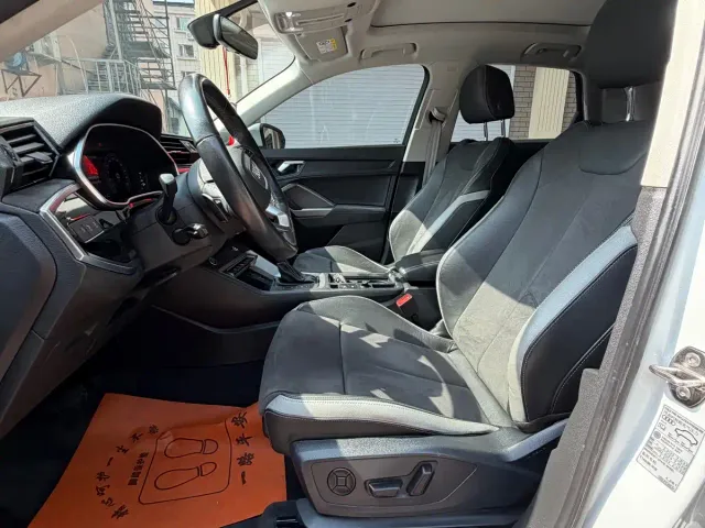 Audi Q3 — Фото автомобиля 9