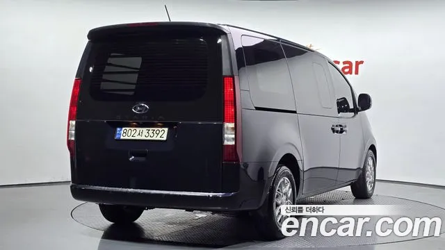 Hyundai Staria Staria Карго 5 мест — Фото автомобиля 2