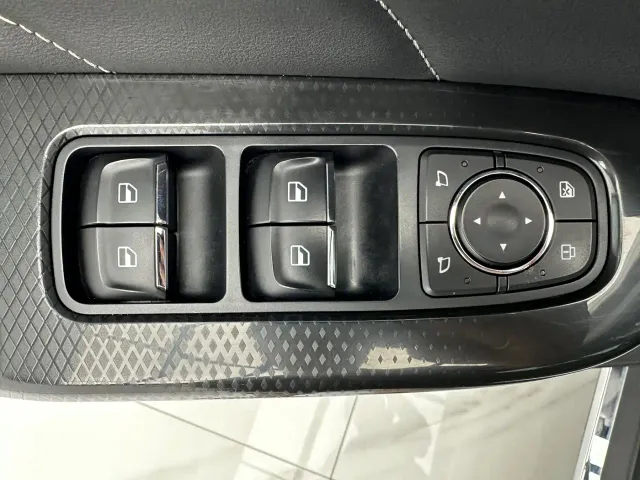 Haval M6 — Фото автомобиля 12