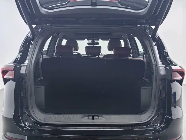 Jetour X70 Plus — Фото автомобиля 16