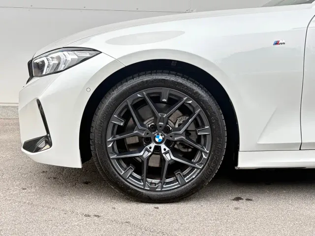 BMW 3 Series — Фото автомобиля 4