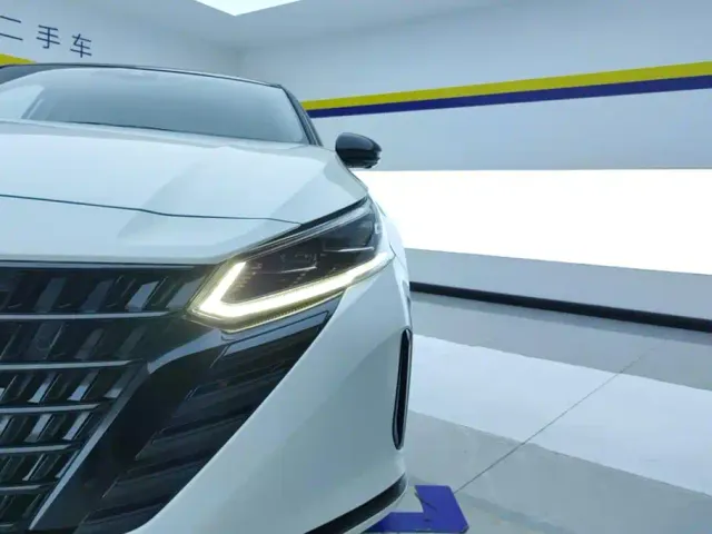 Nissan Teana — Фото автомобиля 5