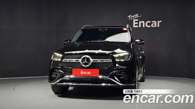 Mercedes-Benz GLE-Class — Фото автомобиля 3
