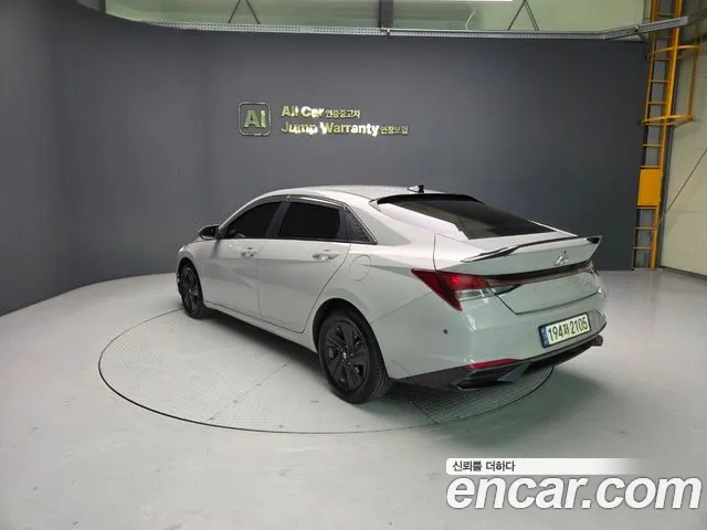 Hyundai Avante CN7 — Фото автомобиля 4