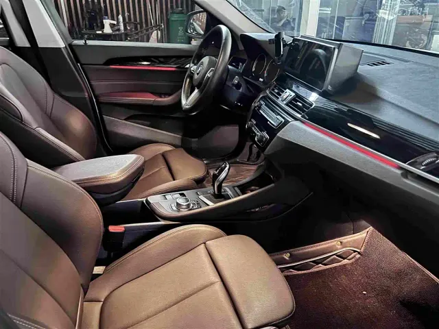 BMW X1 — Фото автомобиля 7