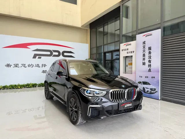 BMW X5 — Фото автомобиля 9