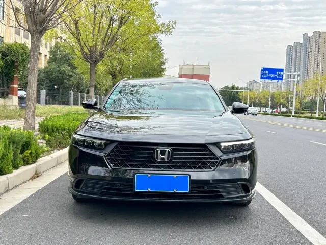 Honda Accord — Фото автомобиля 2
