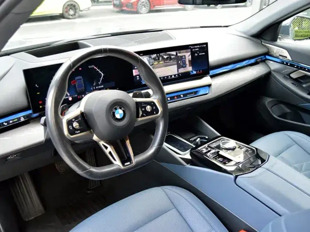 BMW 5 Series — Фото автомобиля 8