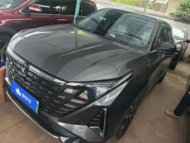 Фотография автомобиля — Changan UNI-Z