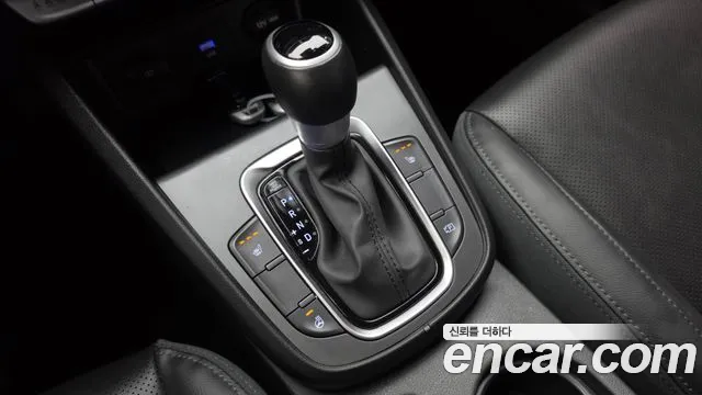 Hyundai Kona Новый Kona Гибрид Smart — Фото автомобиля 9