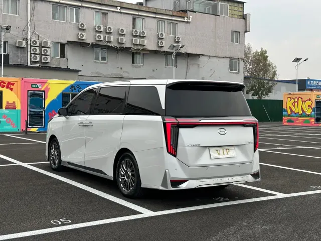 GAC Trumpchi M8 — Фото автомобиля 5