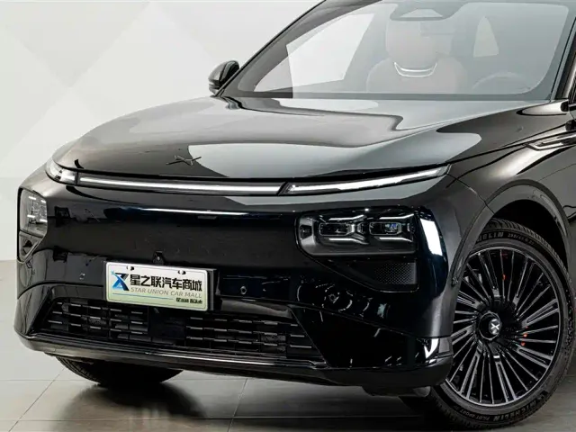 Xpeng G9 — Фото автомобиля 2