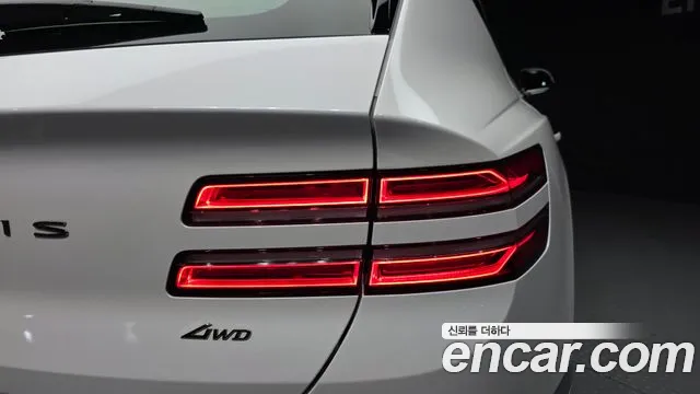 Genesis GV80 — Фото автомобиля 8