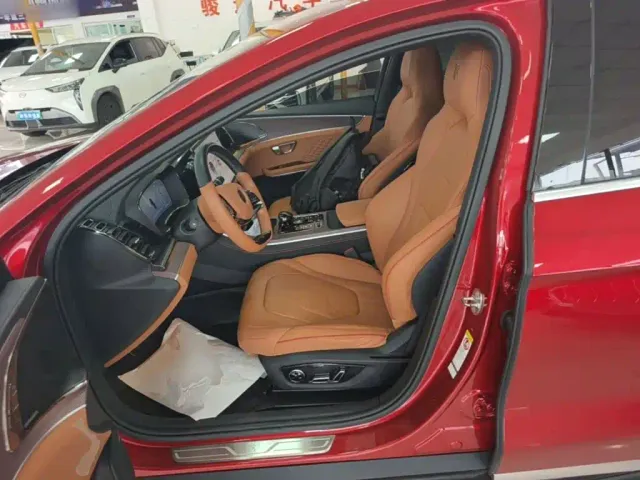 BYD Han — Фото автомобиля 14