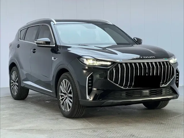 Jetour X70 Plus — Фото автомобиля 3