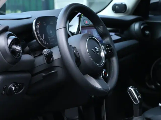 MINI Hatch — Фото автомобиля 25
