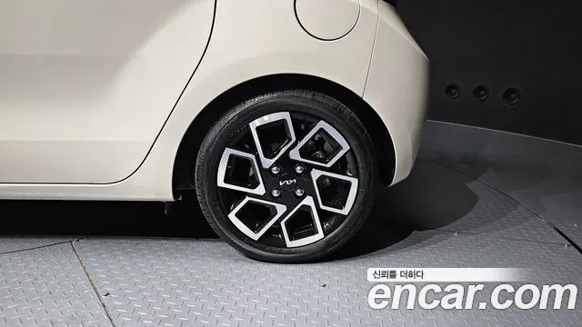 Kia RAY Новый Kia Ray Signature — Фото автомобиля 21