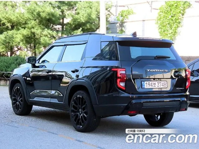 KGM Torres — Фото автомобиля 3
