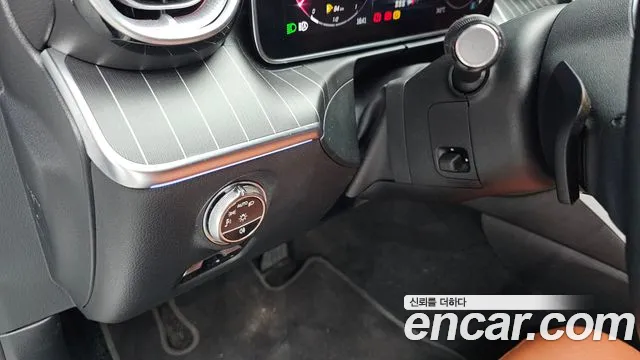 Mercedes-Benz C-Class — Фото автомобиля 26
