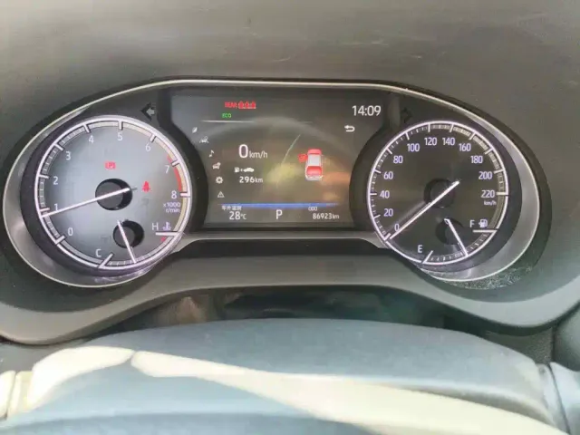Toyota Harrier — Фото автомобиля 15