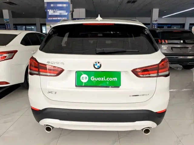 BMW X1 — Фото автомобиля 5