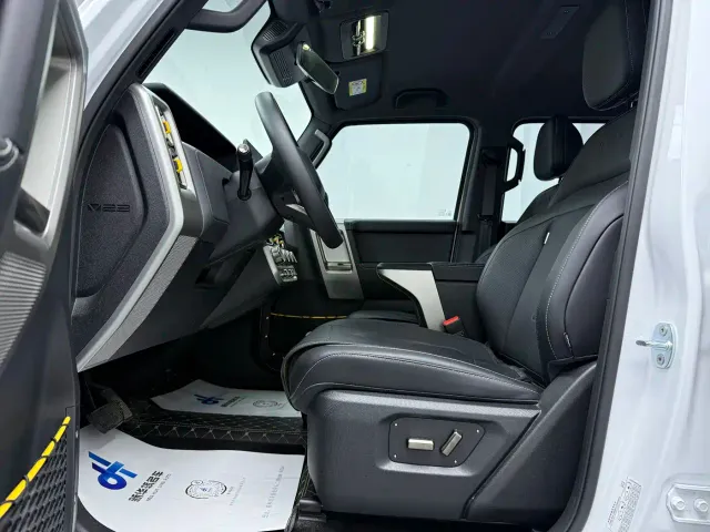 iCAR V23 — Фото автомобиля 11