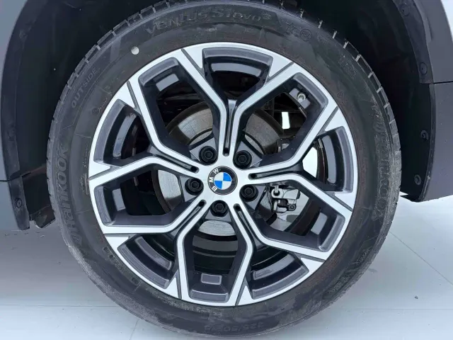 BMW X1 — Фото автомобиля 14