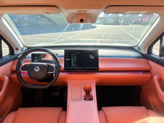 Leapmotor C16 — Фото автомобиля 6