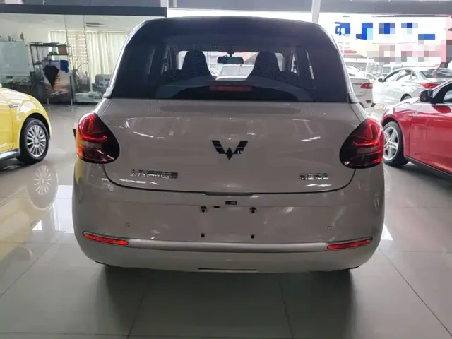 Wuling Bingo — Фото автомобиля 5