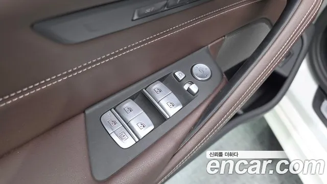 BMW 5 Series G30 — Фото автомобиля 29