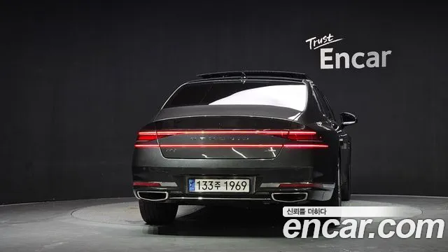 Genesis G90 Бензин 3.5 турбо AWD — Фото автомобиля 3