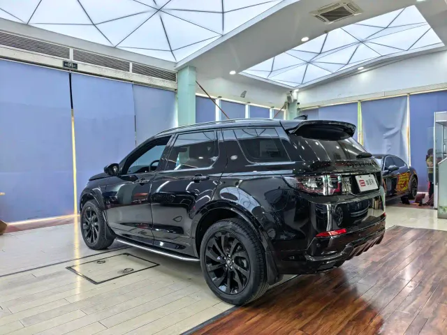 Land Rover Discovery Sport — Фото автомобиля 16