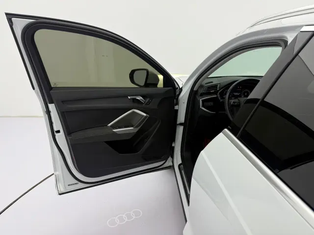Audi Q3 — Фото автомобиля 19