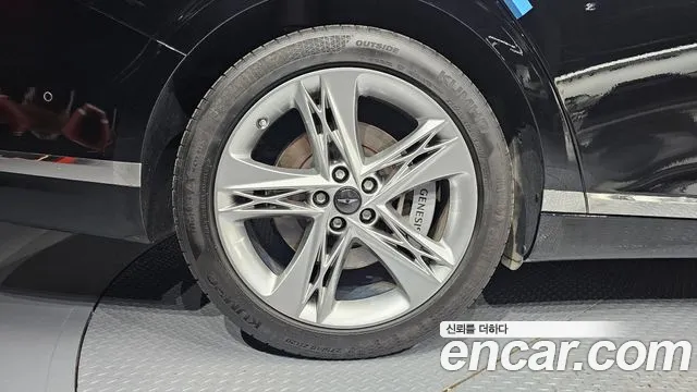 Genesis G90 RS4 — Фото автомобиля 5