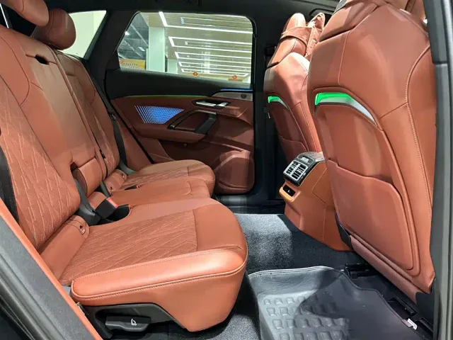 Audi Q5L — Фото автомобиля 16