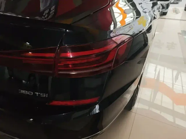 Volkswagen Passat — Фото автомобиля 7