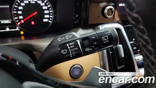 Kia Sorento Sorento 4-е поколение Дизель 2.2 2WD — Фото автомобиля 20