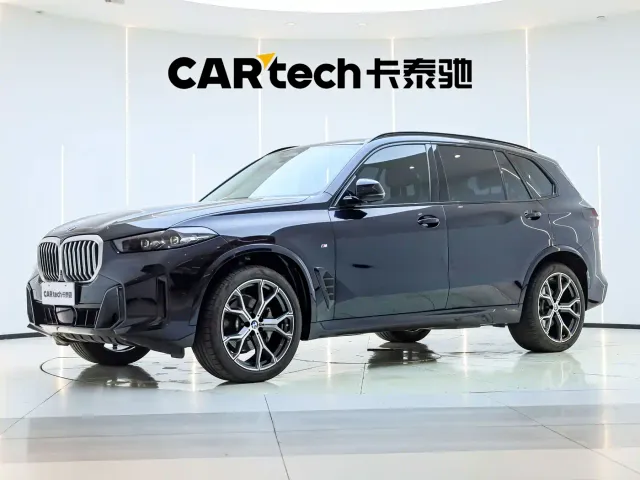 Фотография автомобиля — BMW X5