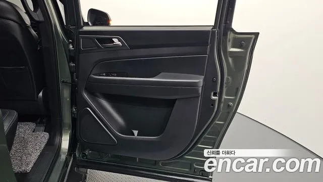 KG_Mobility_Ssangyong Rexton Новый Rexton Sport Дизель 2.2 4WD — Фото автомобиля 25