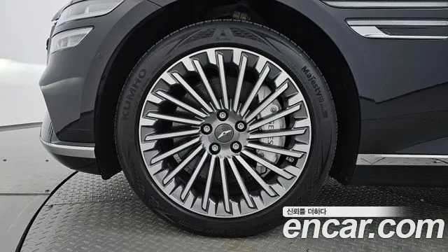 Genesis G80 Electrified G80 (RG3) — Фото автомобиля 5