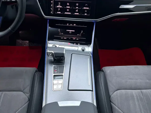 Audi A6L — Фото автомобиля 9