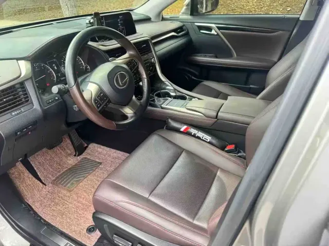 Lexus RX — Фото автомобиля 3