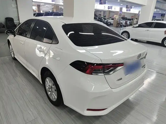 Toyota Corolla — Фото автомобиля 22