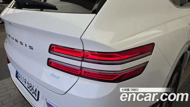 Genesis GV80 — Фото автомобиля 8