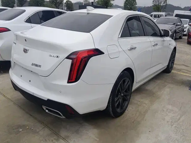 Cadillac CT4 — Фото автомобиля 3
